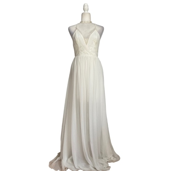 Dress the Population Dresses & Skirts - Dress the Population White Maxi Gown Dress Criss Cross Open Back